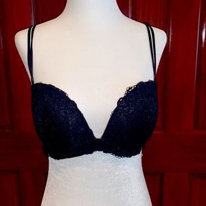 Victoria’s Secret Very Sexy Strapless Bra